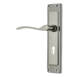 M7B20 - 3 Lever Lockset Lady Star  8"